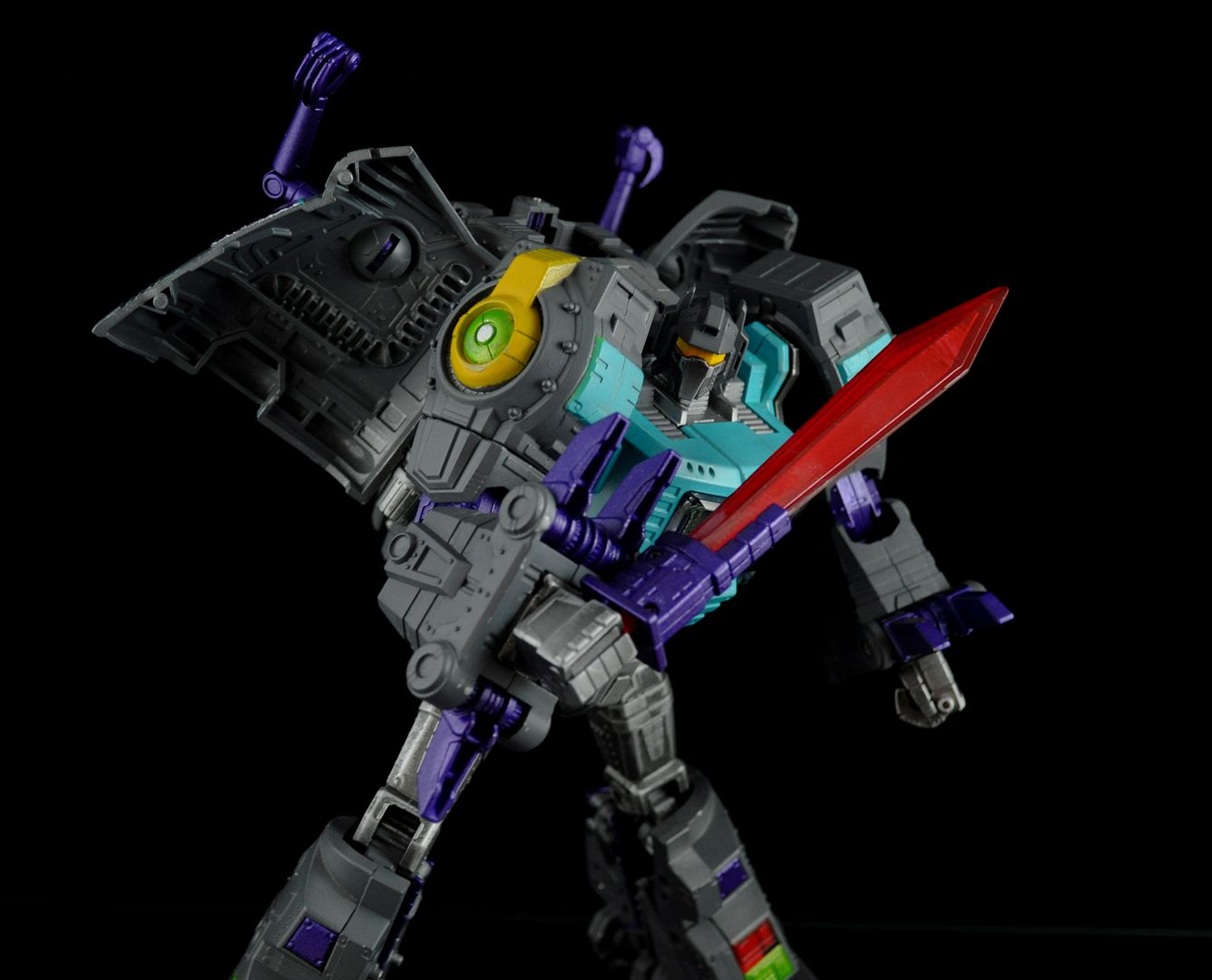 minor-repaint-shattered-glass-mp-grimlock-tfw2005-the-2005-boards